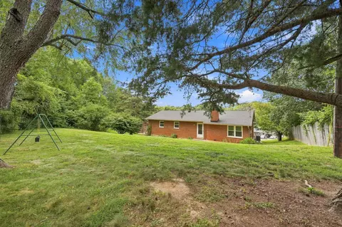 Exterior - 2598 Lake Ct, Villa Hills, KY 41017 photo 8 of 11