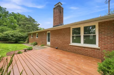 Exterior - 2598 Lake Ct, Villa Hills, KY 41017 photo 6 of 11