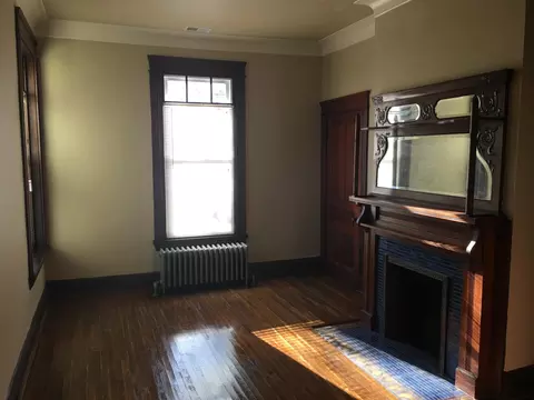 Living - 136 E 25th St, Covington, KY 41014 photo 5 of 5