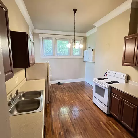 Kitchen - 136 E 25th St, Covington, KY 41014 photo 1 of 4