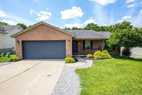 210 Crittenden Ct, Crittenden, KY 41030