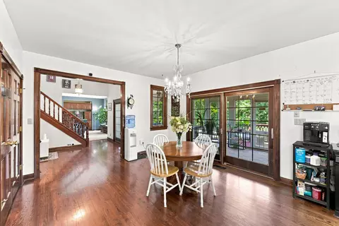 Dining - 804 Windgate Ct, Villa Hills, KY 41017 photo 4 of 5