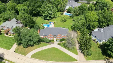 View/Area - 804 Windgate Ct, Villa Hills, KY 41017 photo 1 of 3