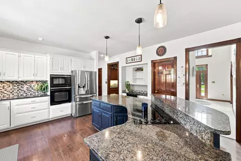 Kitchen - 804 Windgate Ct, Villa Hills, KY 41017 photo 5 of 5