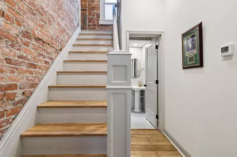 Entry Way - 1109 Lee St, Covington, KY 41011 photo 2 of 6
