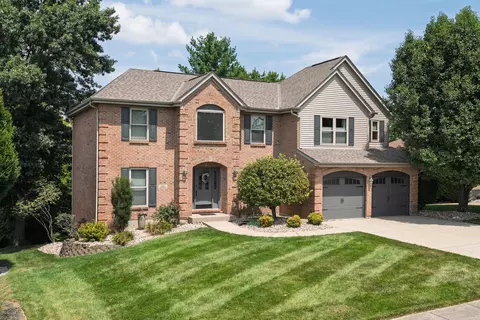 136 Carriage Park Dr, Alexandria, KY 41001