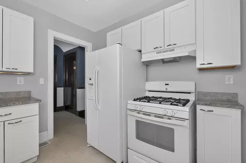 Kitchen - 217 E 26th St, Covington, KY 41014 photo 4 of 6