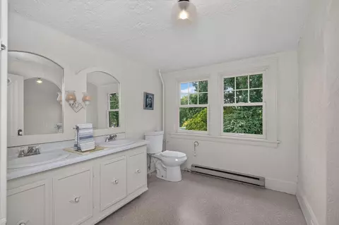 Bath - 217 E 26th St, Covington, KY 41014 photo 4 of 5
