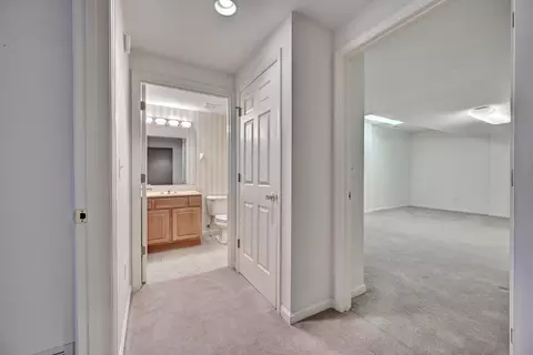 Entry Way - 159 Summer Ln, Crestview Hills, KY 41017 photo 5 of 5