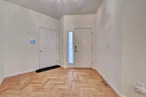 Entry Way - 159 Summer Ln, Crestview Hills, KY 41017 photo 1 of 5