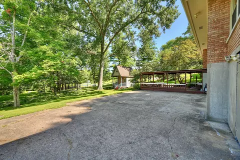 Exterior - 3114 Bernard Dr, Edgewood, KY 41017 photo 6 of 7
