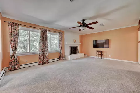 Living - 3114 Bernard Dr, Edgewood, KY 41017 photo 4 of 4