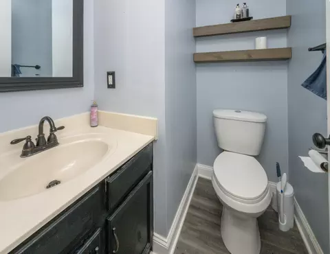Bath - 7602 Cloudstone Dr, Florence, KY 41042 photo 1 of 6