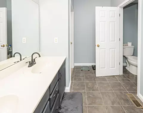 Bath - 7602 Cloudstone Dr, Florence, KY 41042 photo 5 of 6