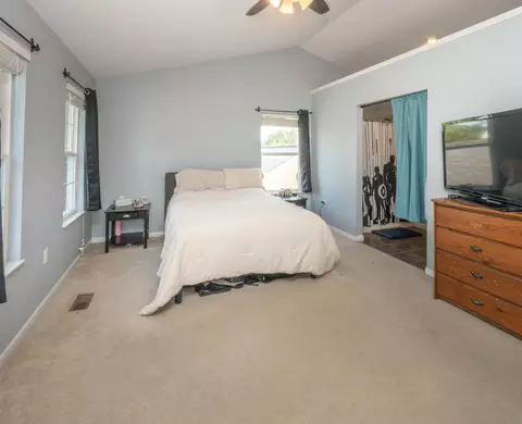 Bedroom - 7602 Cloudstone Dr, Florence, KY 41042 photo 3 of 4