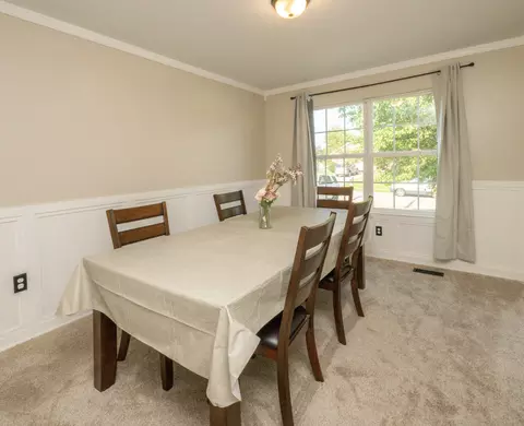 Dining - 7602 Cloudstone Dr, Florence, KY 41042 photo 2 of 4
