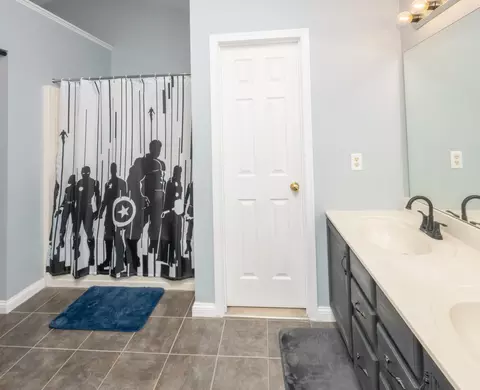 Bath - 7602 Cloudstone Dr, Florence, KY 41042 photo 4 of 6