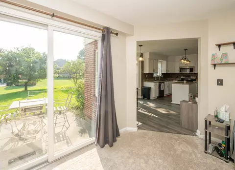Entry Way - 7602 Cloudstone Dr, Florence, KY 41042 photo 1 of 2