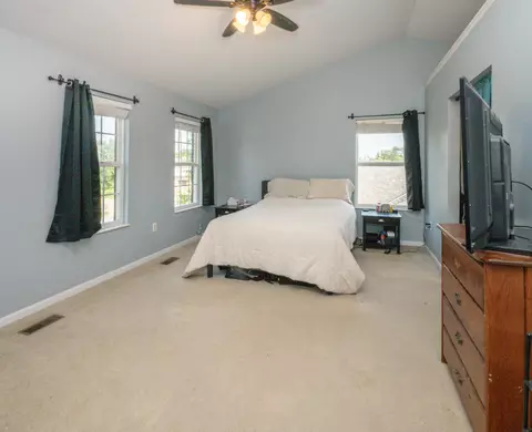 Bedroom - 7602 Cloudstone Dr, Florence, KY 41042 photo 2 of 4