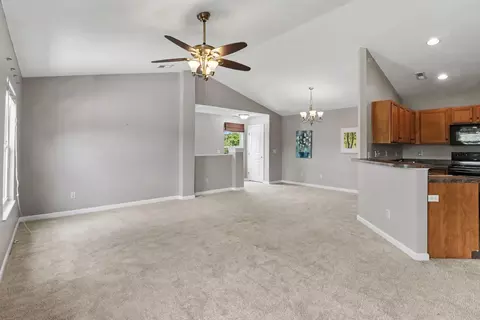 Living - 2244 Rolling Hills Dr, Covington, KY 41017 photo 3 of 3