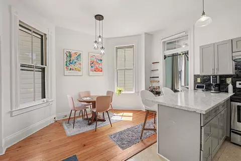 Dining - 832 Willard St, Covington, KY 41011 photo 3 of 4
