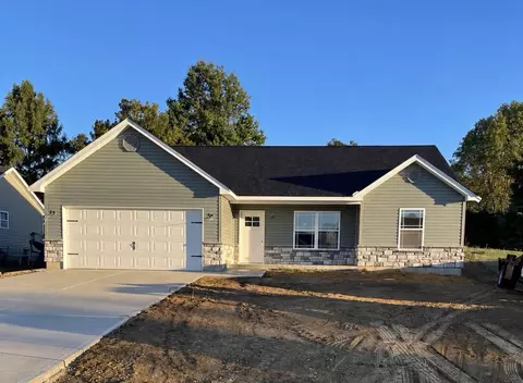 123 Summerfield Dr, Dry Ridge, KY 41035