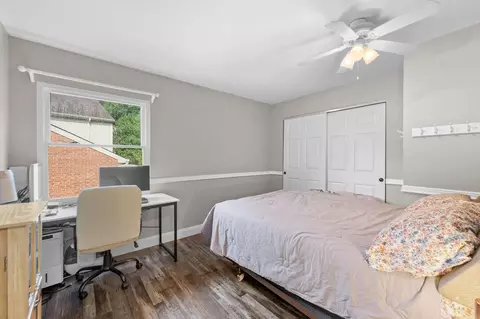 Bedroom - 2072 Periwinkle Ct, Crescent Springs, KY 41017 photo 4 of 7