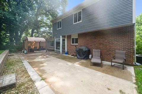 Exterior - 2072 Periwinkle Ct, Crescent Springs, KY 41017 photo 7 of 11