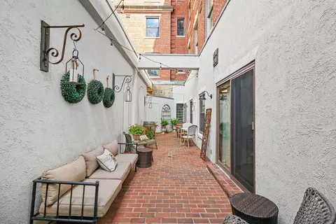 Exterior - 323 E 2nd St #105, Covington, KY 41011 photo 6 of 9