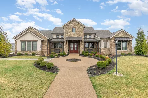 Exterior - 2455 Bella Rdg, Fort Mitchell, KY 41017 photo 5 of 6