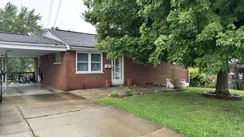 17 Sunset Dr, Alexandria, KY 41001