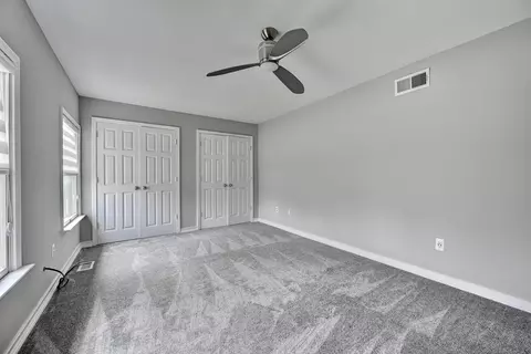 Bedroom - 2232 Amsterdam Rd, Villa Hills, KY 41017 photo 5 of 6