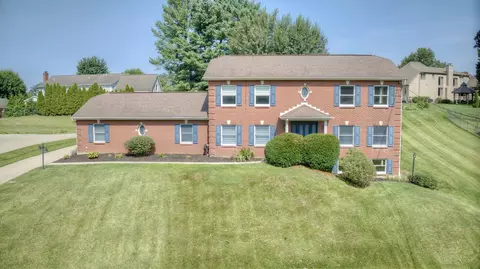 Exterior - 2232 Amsterdam Rd, Villa Hills, KY 41017 photo 1 of 4