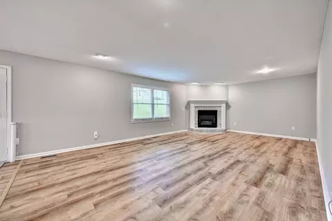 Living - 2232 Amsterdam Rd, Villa Hills, KY 41017 photo 1 of 2