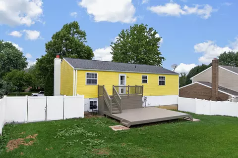 Exterior - 640 Rogers Rd, Villa Hills, KY 41017 photo 4 of 7