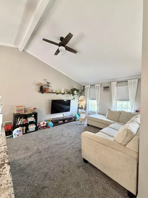 Living - 2680 Ridgecrest Ln, Covington, KY 41017 photo 1 of 1