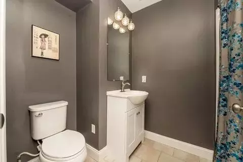 Bath - 2680 Ridgecrest Ln, Covington, KY 41017 photo 2 of 2