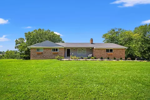 1182 Siry Rd, California, KY 41007