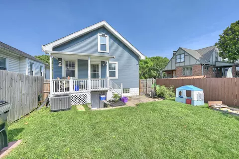 Exterior - 715 Elm St, Covington, KY 41016 photo 5 of 5