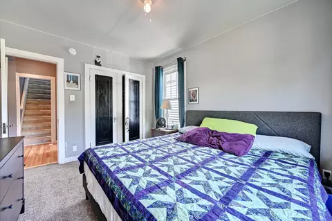 Bedroom - 715 Elm St, Covington, KY 41016 photo 2 of 4