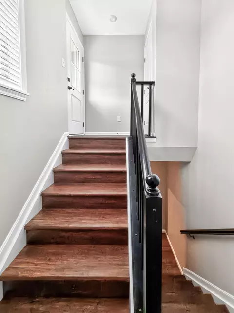 Entry Way - 2363 Piazza Rdg, Covington, KY 41017 photo 3 of 4