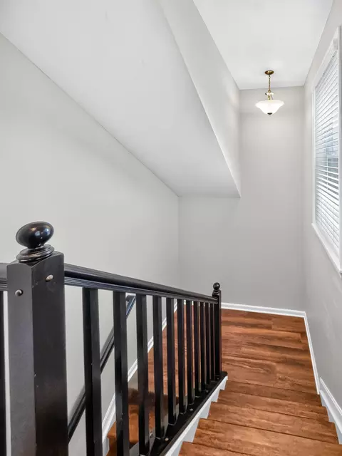 Entry Way - 2363 Piazza Rdg, Covington, KY 41017 photo 2 of 4