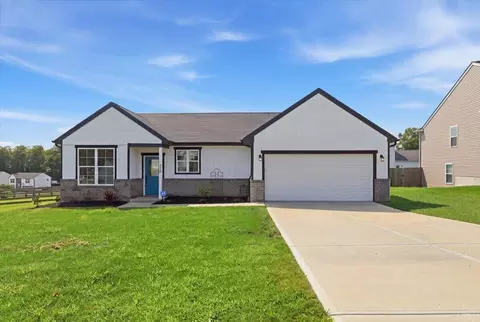 120 Summerfield Dr, Dry Ridge, KY 41035