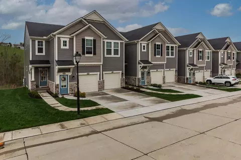 688 Streamside Dr #LOWER, Alexandria, KY 41001