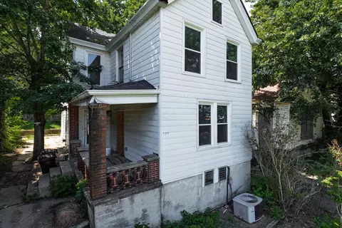 1718 Monmouth St, Newport, KY 41071