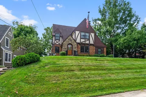 Exterior - 1009 Winding Way, Covington, KY 41011 photo 11 of 11