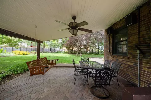 Exterior - 1009 Winding Way, Covington, KY 41011 photo 7 of 11