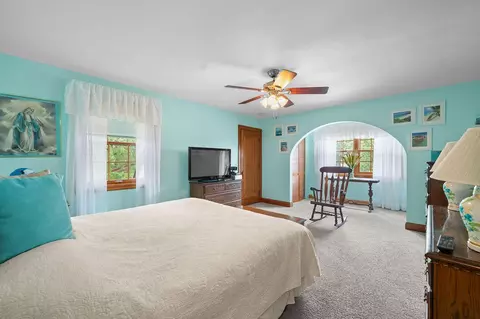 Bedroom - 1009 Winding Way, Covington, KY 41011 photo 1 of 5