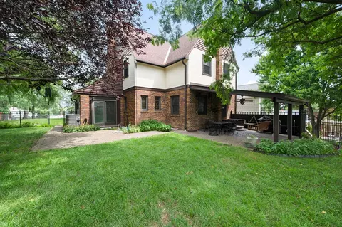 Exterior - 1009 Winding Way, Covington, KY 41011 photo 8 of 11