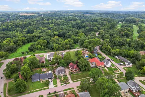 View/Area - 1009 Winding Way, Covington, KY 41011 photo 3 of 3